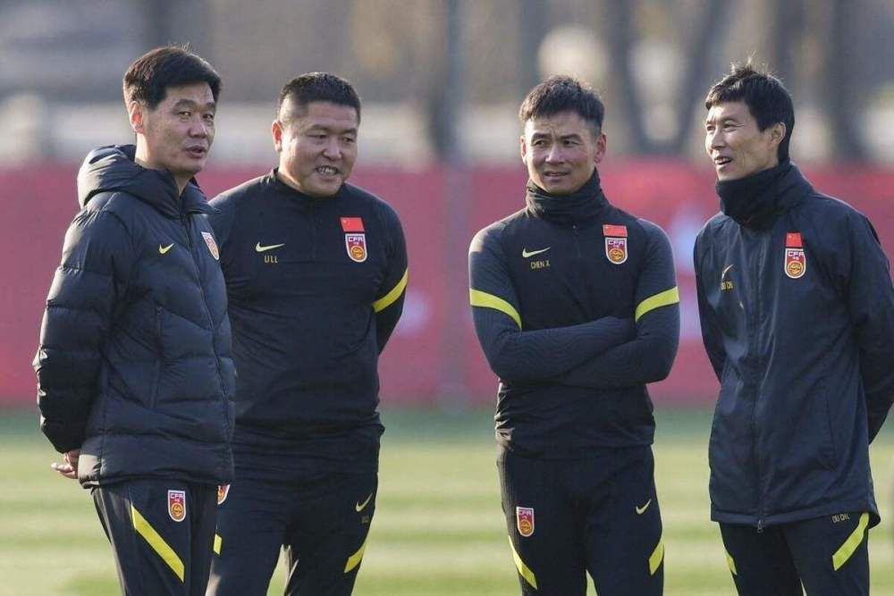 美女咖啡馆